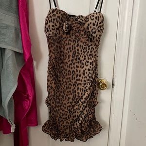Leopard ruffled dress